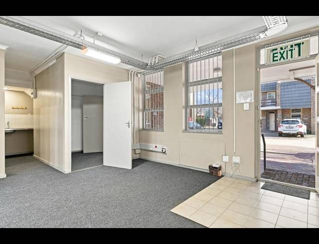 BUSINESS PROPERTY TO RENT IN PINELANDS